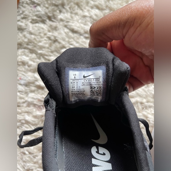 Women's React Escape Run Shoe - Picture 6 of 10